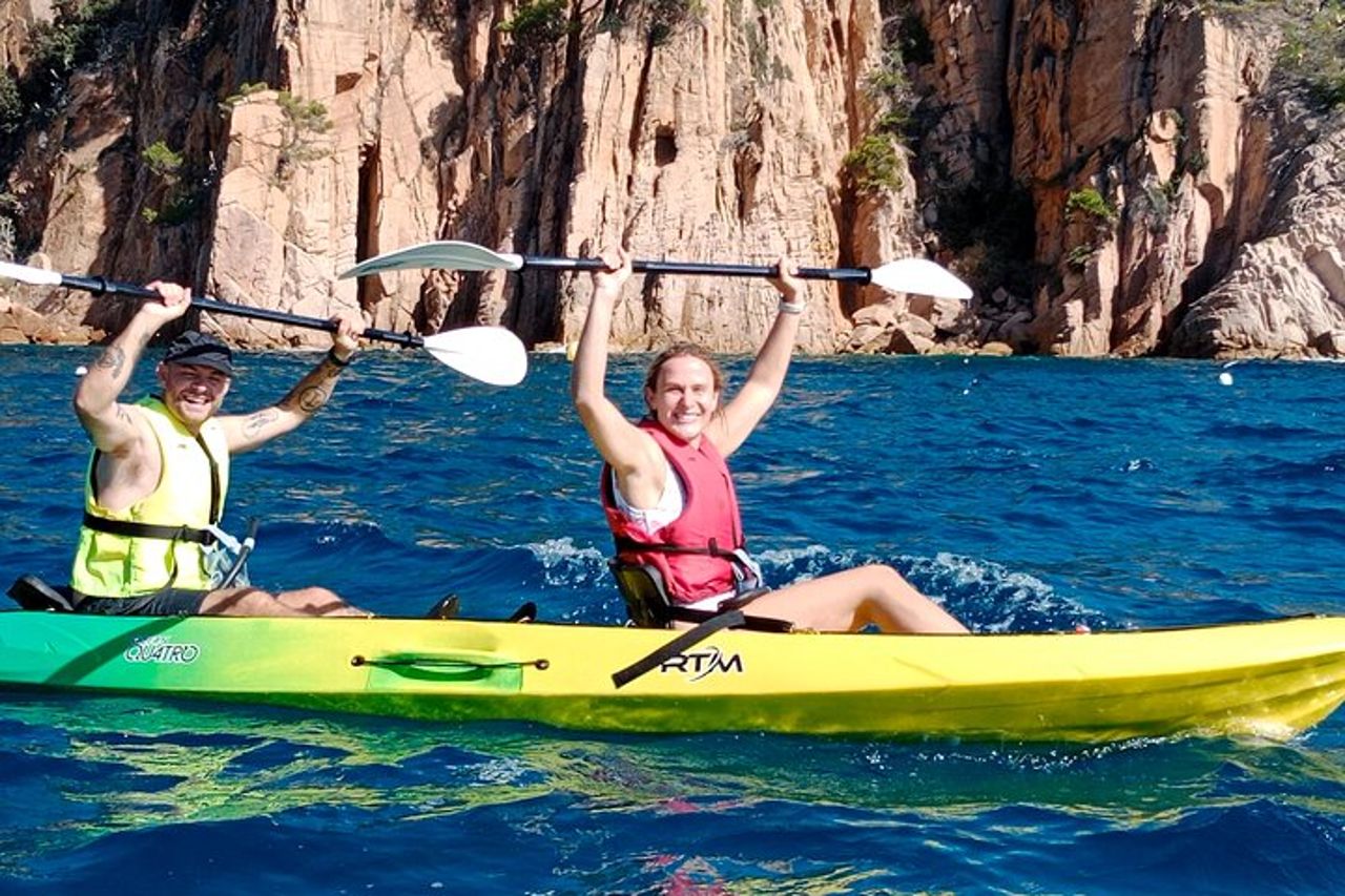 Tour in kayak e snorkeling sulla Costa Brava. Sant Feliu de Guíxols — 2