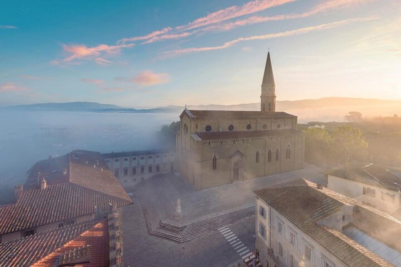 Tour a piedi di Arezzo con audio e guida scritta di un locale — 8