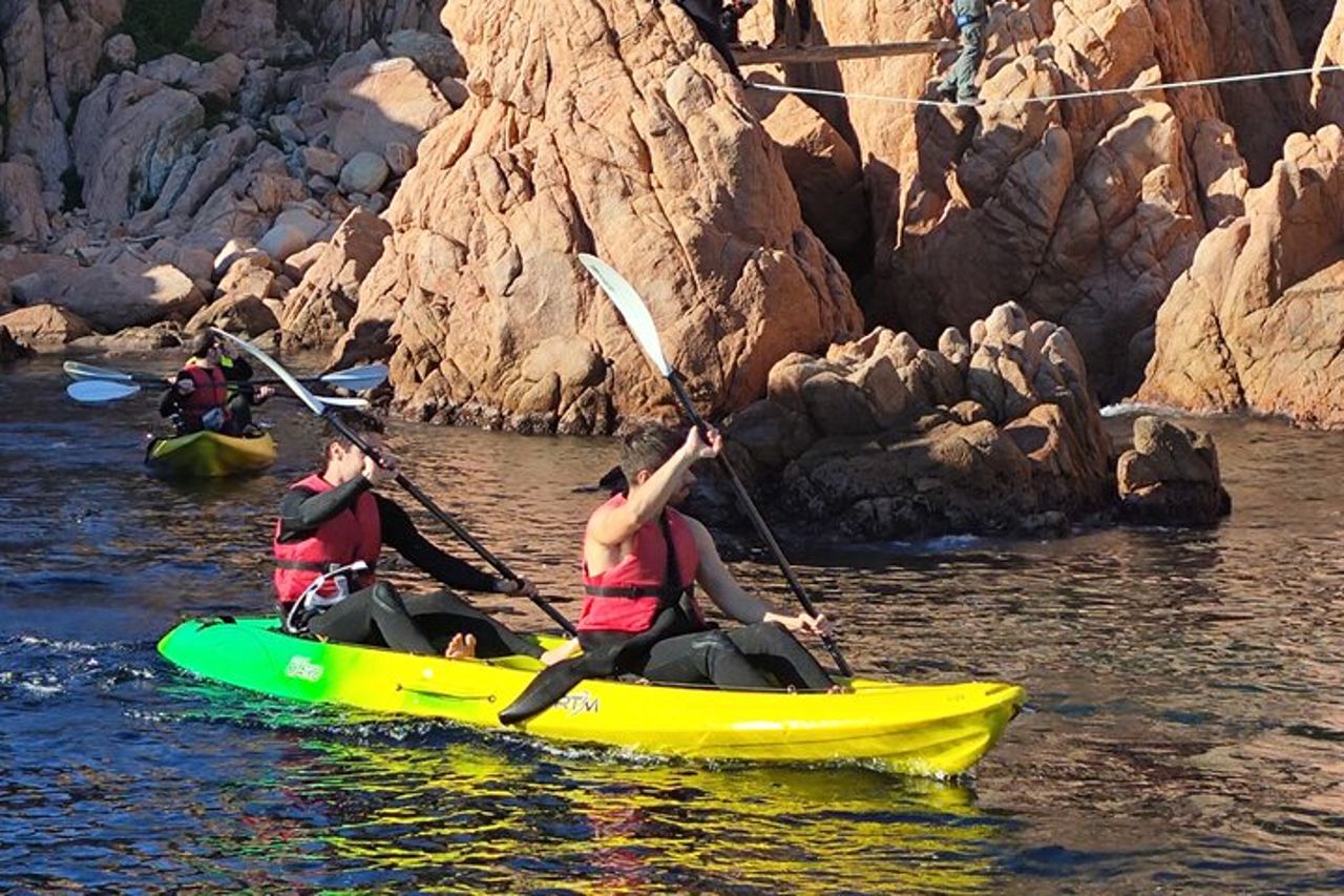 Tour in kayak e snorkeling sulla Costa Brava. Sant Feliu de Guíxols