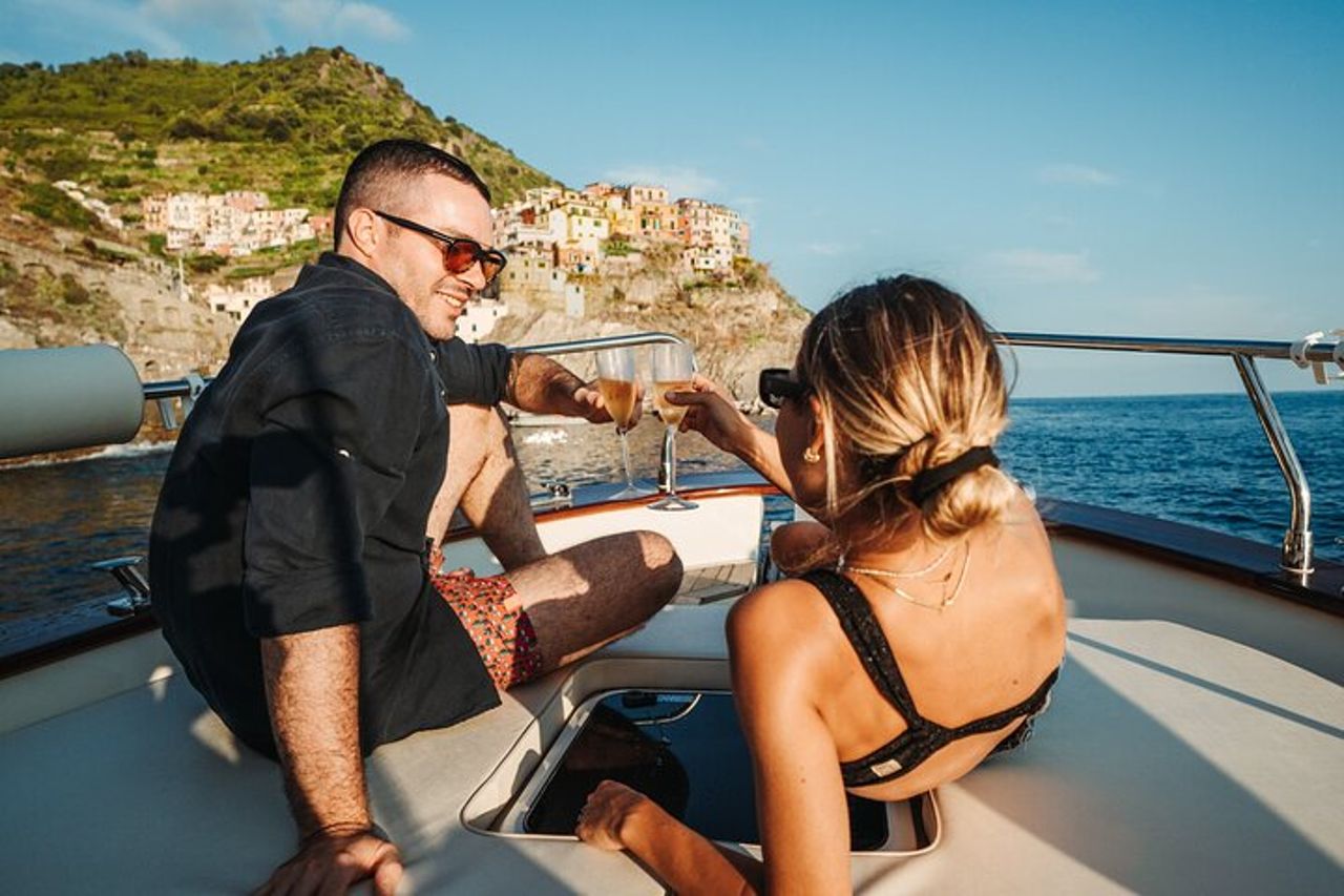 Cinque Terre Sunset Boat Tour : ora d'oro sull'acqua — 4