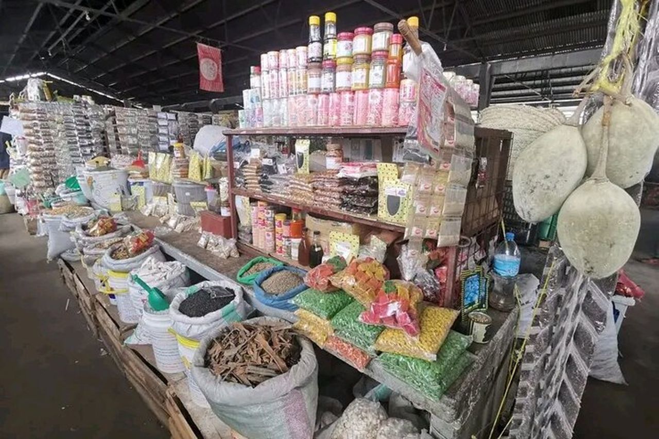 Tour della città e cibo locale — 6