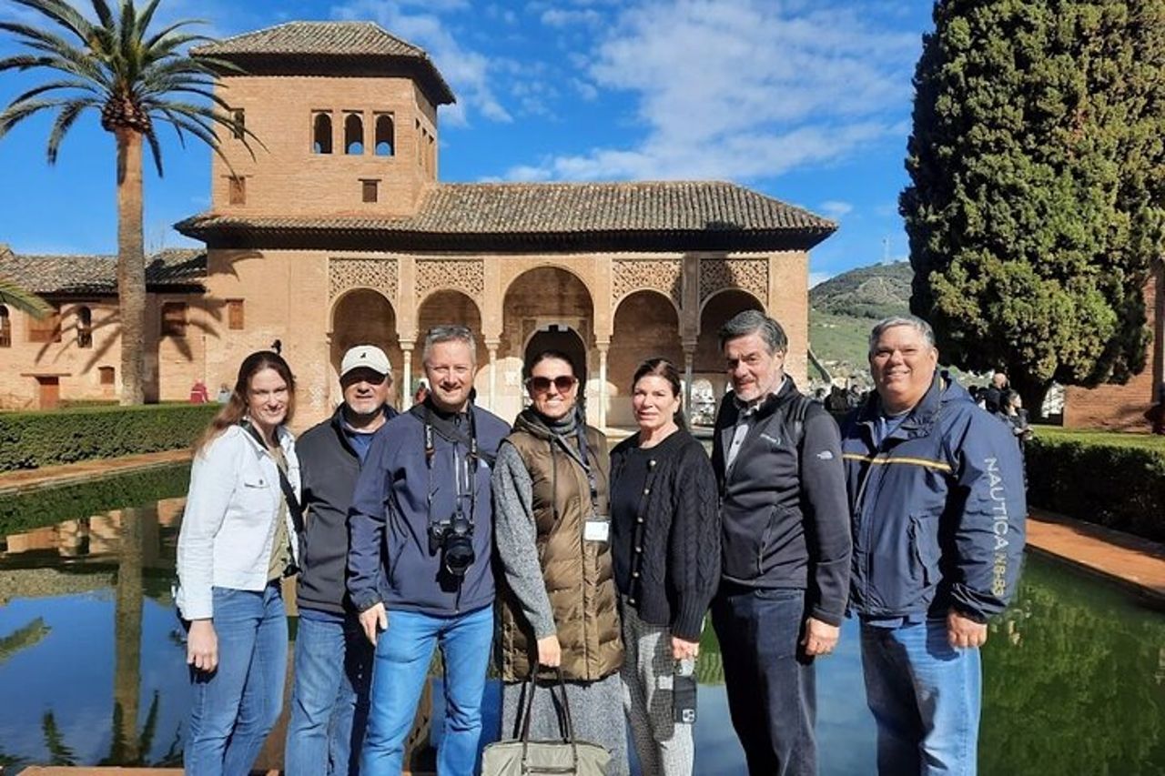 Da Almeria: Gita privata di un giorno all'Alhambra e Granada — 2