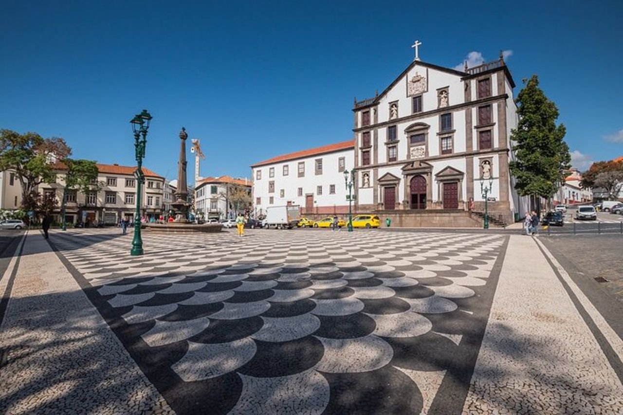 Vecchio tour a piedi di Funchal — 7