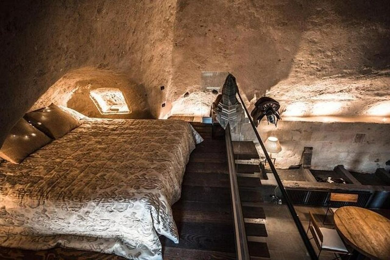Alla scoperta di Matera con soggiorno, pranzo e tour nei Sassi — 2