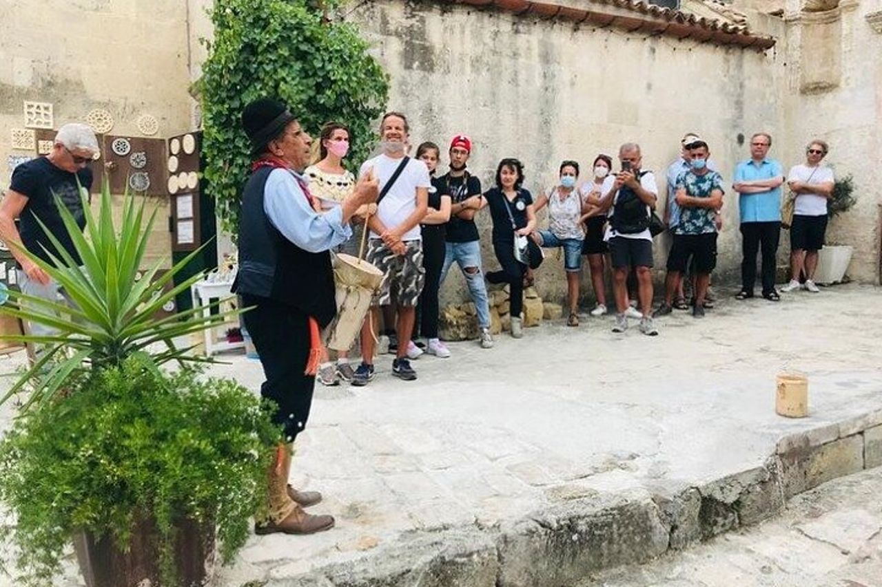 Alla scoperta di Matera con soggiorno, pranzo e tour nei Sassi — 5