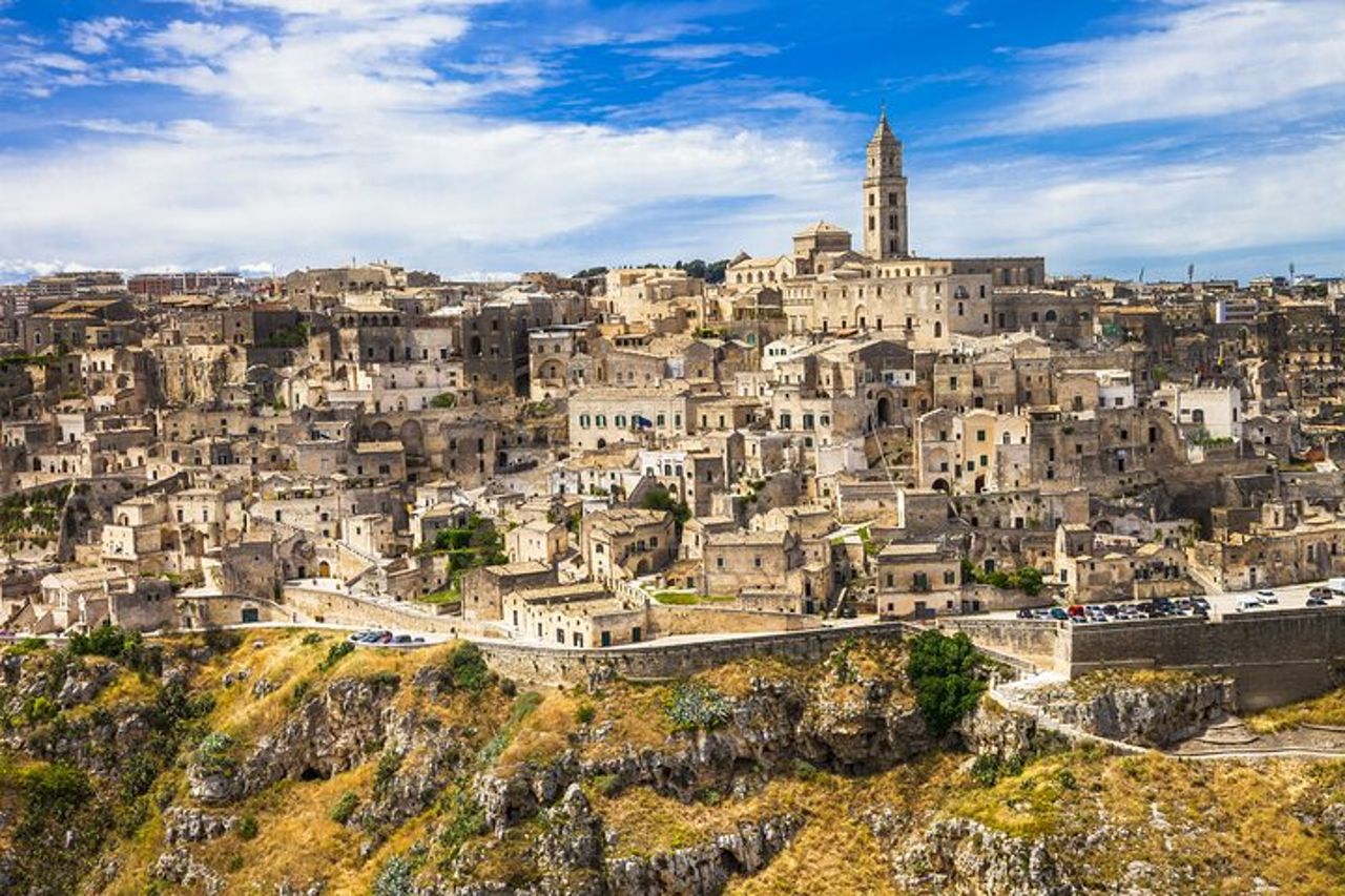 Alla scoperta di Matera con soggiorno, pranzo e tour nei Sassi — 9