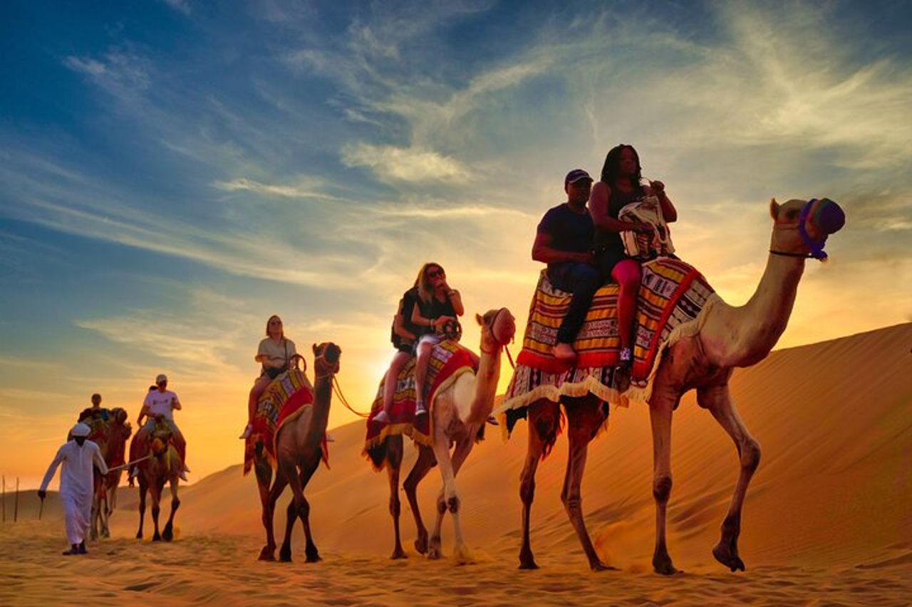 Safari serale Heritage di Classe G Vintage all'oasi di Al Marmoom — 7