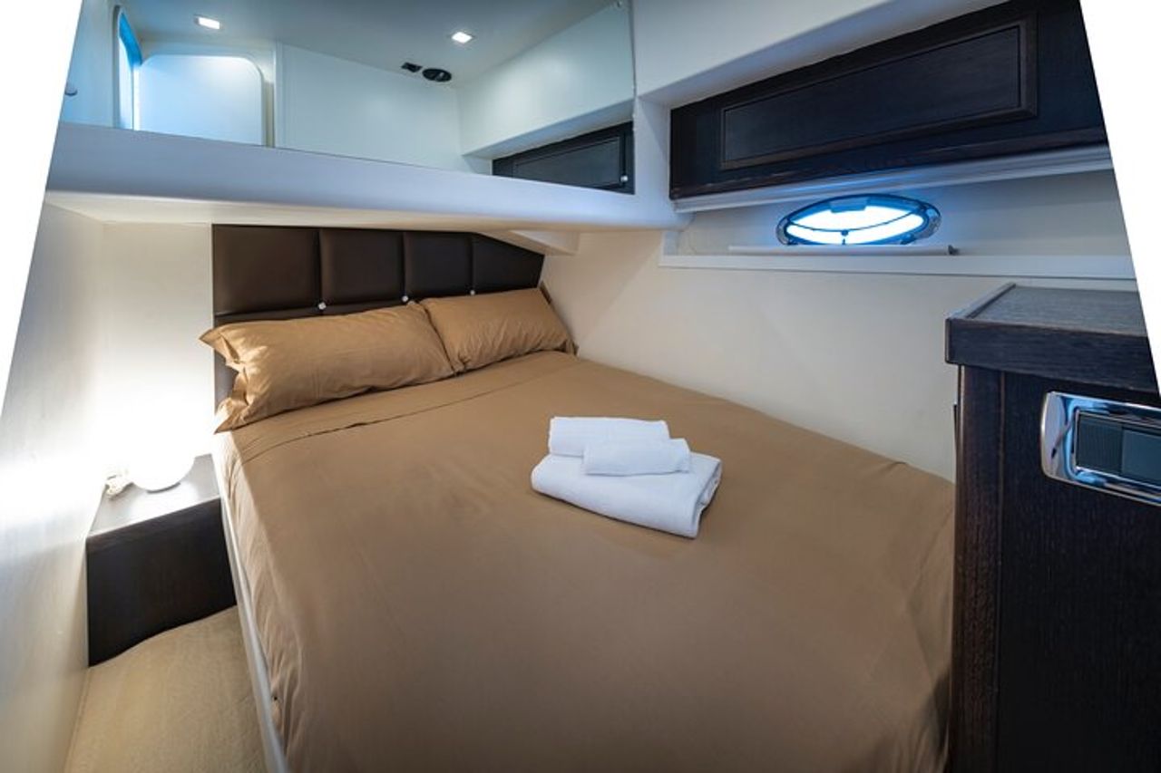 Tour Privato in Yacht a Palau — 6