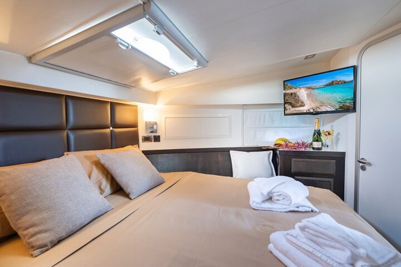 Tour Privato in Yacht a Palau — 7