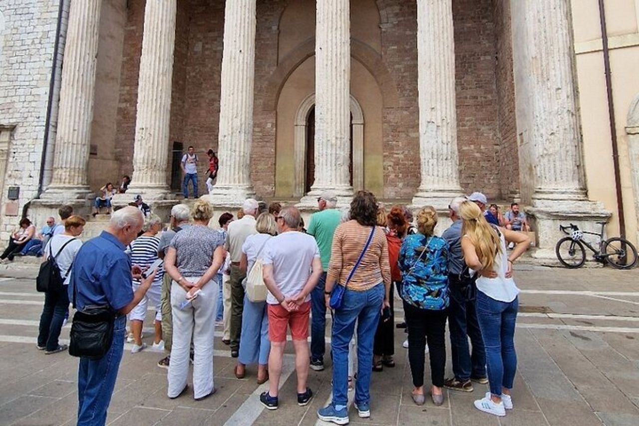 Tour privato di lusso di Assisi e Orvieto: tutti i biglietti d'ingresso da Roma — 4