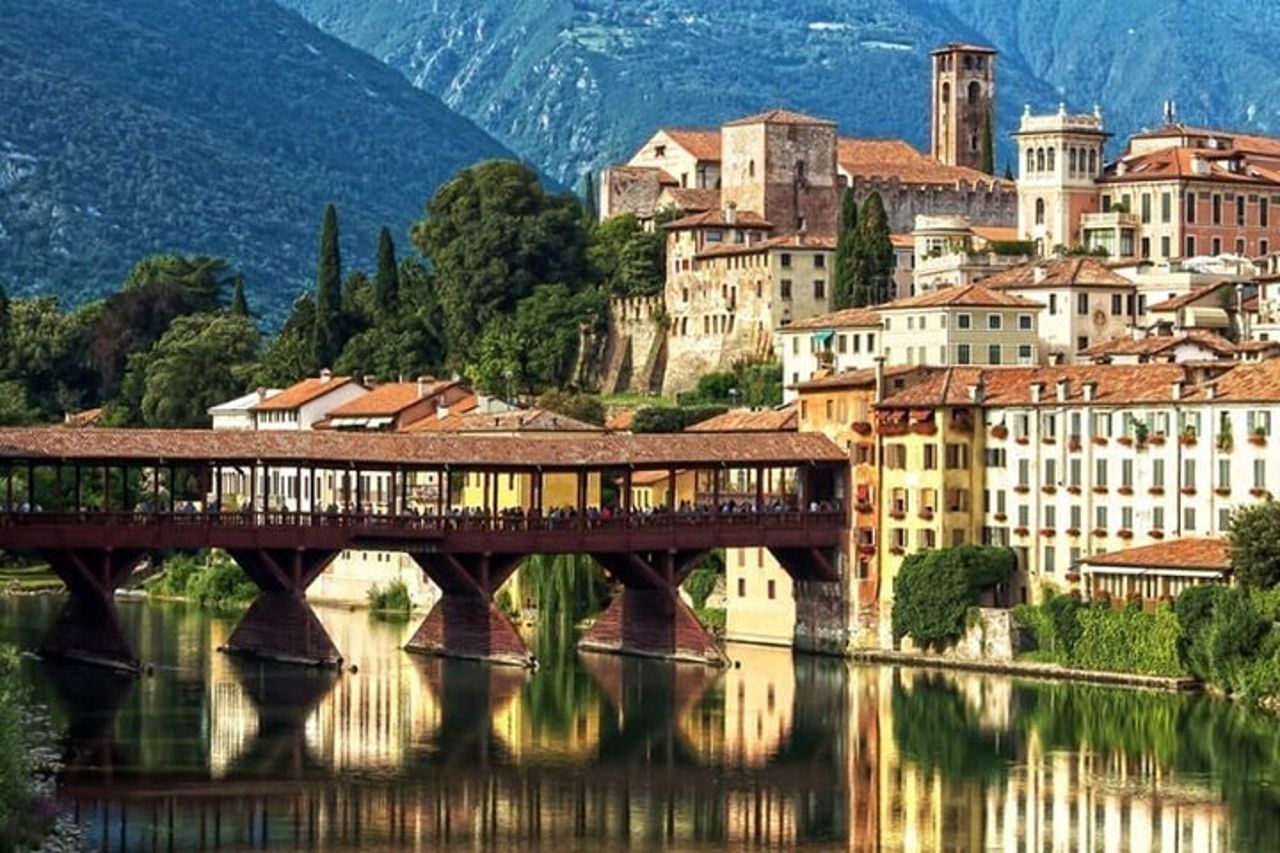 Bassano del Grappa: da Padova, Abano e Montegrotto Terme