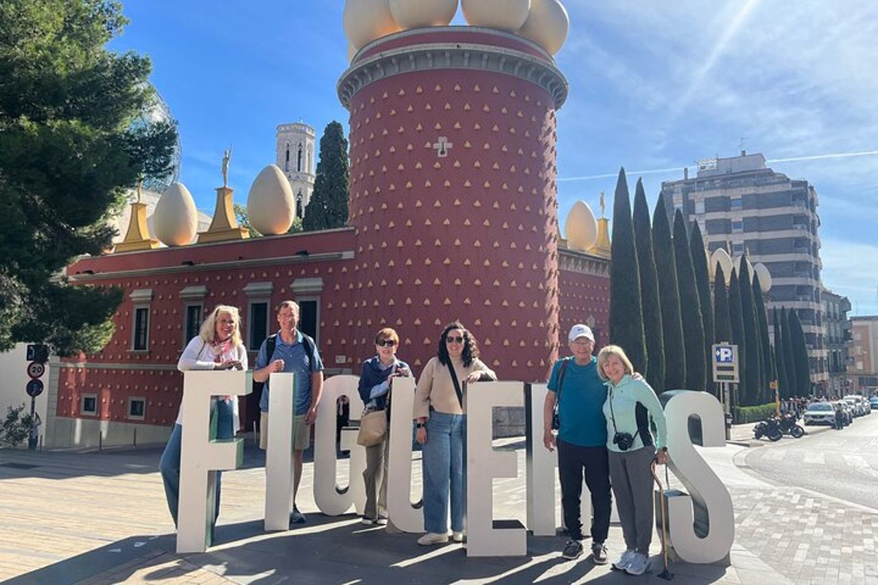 Tour del Museo Dalì e Costa Brava per piccoli gruppi — 3
