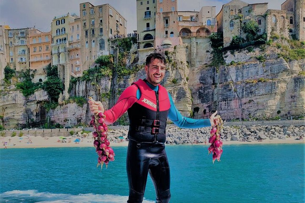Premium Street Food Walking tour Tropea — 3