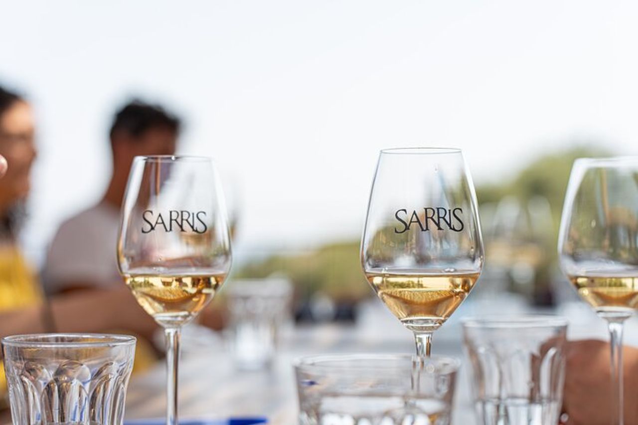 La degustazione di vini alle sei a Cefalonia Grecia — 2