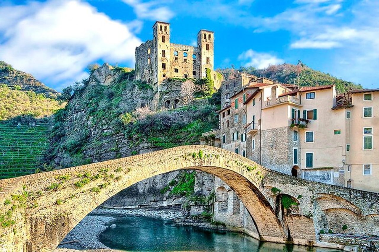Tour in E-Bike di un'intera giornata da Ventimiglia: Valle del Nervia & Dolceacqua — 9