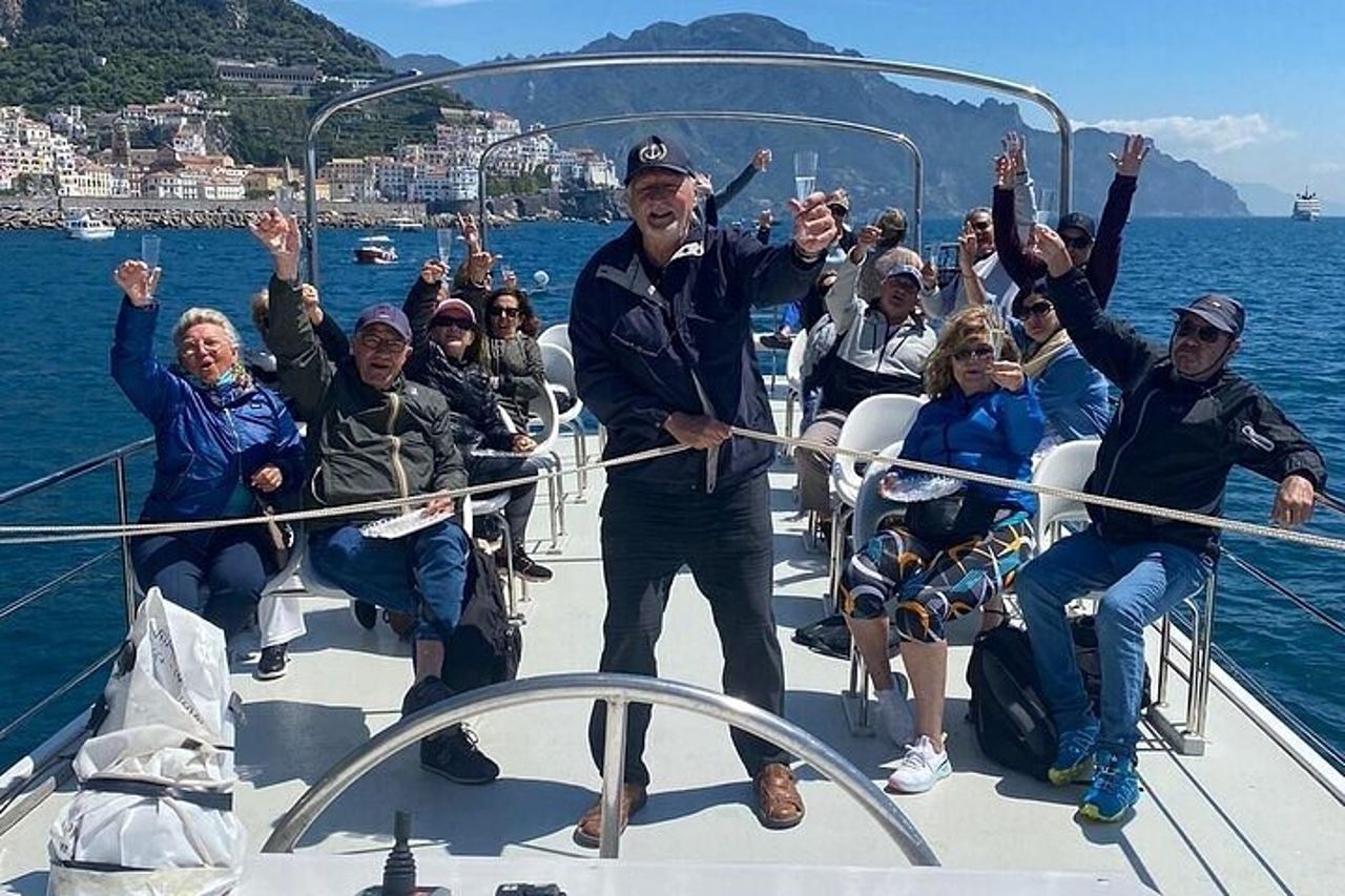 Tour via Mare da Salerno e Sosta ad Amalfi con Aperitivo Incluso — 4