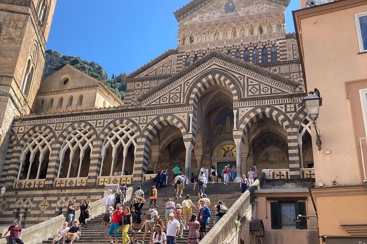 Tour via Mare da Salerno e Sosta ad Amalfi con Aperitivo Incluso — 7