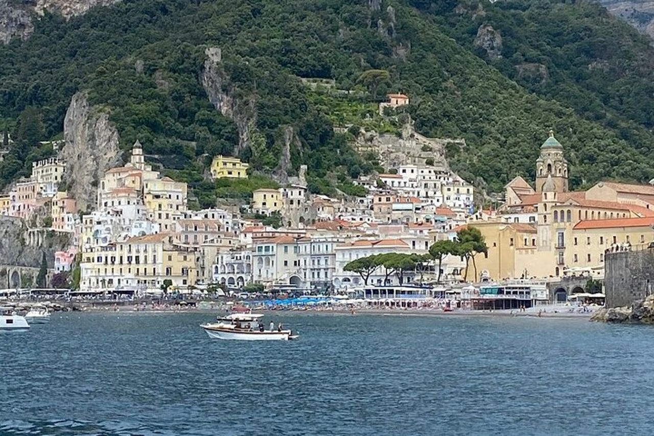 Tour via Mare da Salerno e Sosta ad Amalfi con Aperitivo Incluso — 8
