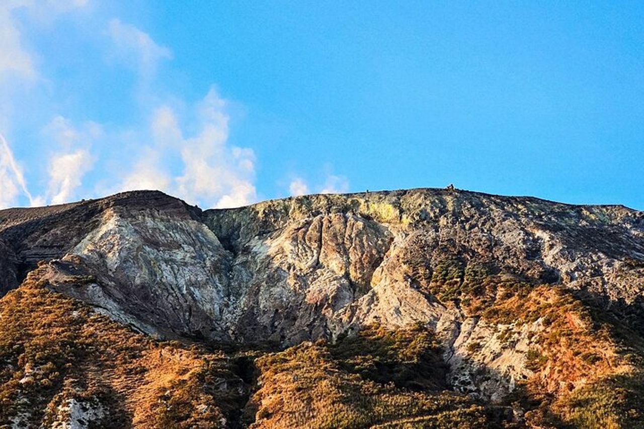 Trekking alla scoperta del Gran Cratere di Vulcano — 8