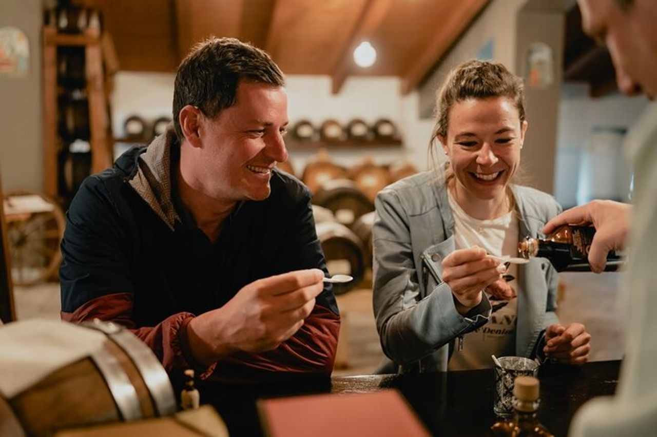 Modena Degustazione di Aceto Balsamico e Museo Enzo Ferrari