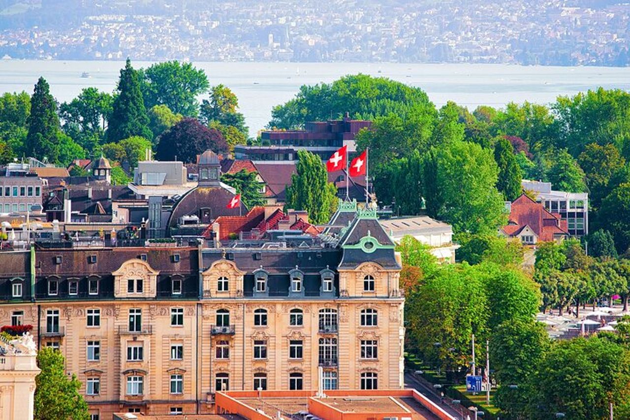 Trasferimento privato da Ginevra a Zurigo, 2h sosta a Montreux — 7