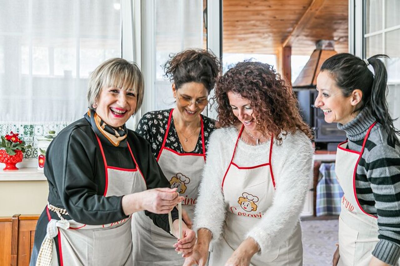 Masterclass di Lasagna: Cook & Taste Lasagne vicino alle Dolomiti