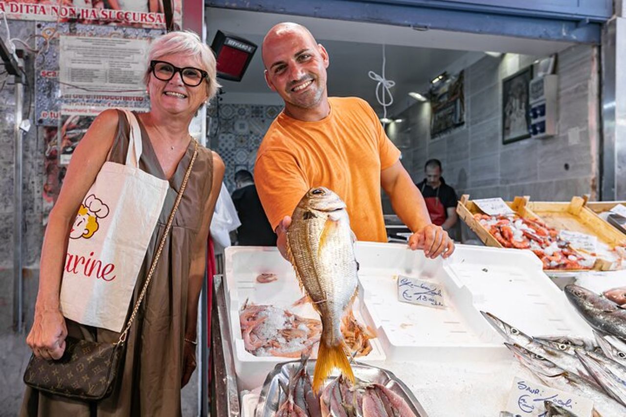 Tour a piedi di Siracusa e lezione di cucina tradizionale con vino — 5