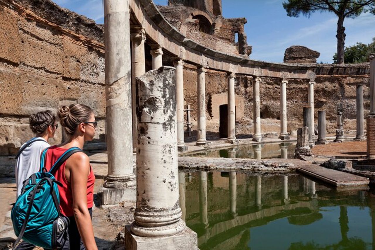 Escursione privata di un giorno a Villa Adriana da Roma in treno — 4