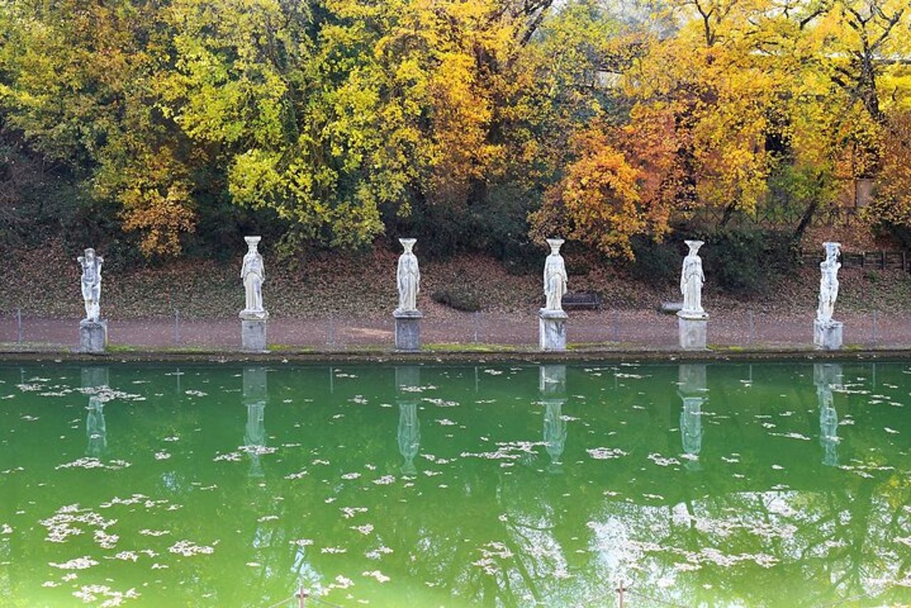 Escursione privata di un giorno a Villa Adriana da Roma in treno — 7