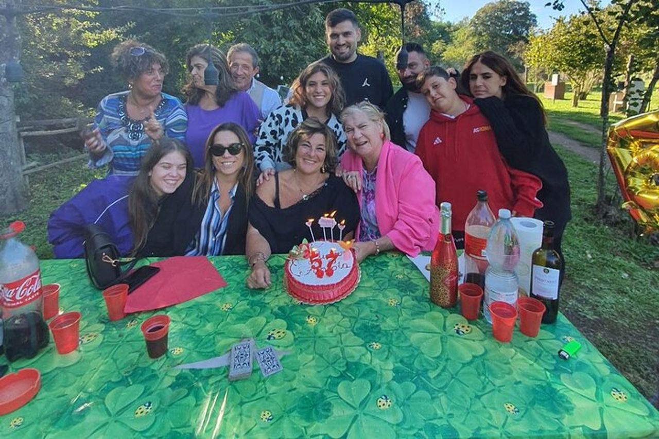 Area Picnic con Attrezzatura Barbecue a Capranica (VT) — 2