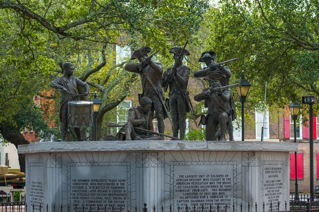 Narrated Historic Savannah Sightseeing Trolley Tour — 4