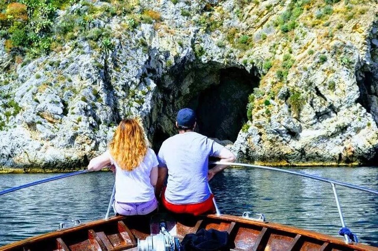 Tour da Taormina al padrino e Giro in barca Isola Bella — 8