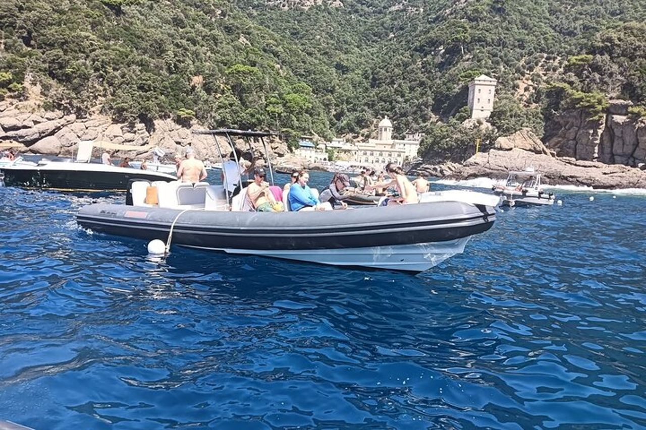 Tour In Barca di un Giorno Portofino San Fruttuoso e Camogli — 5