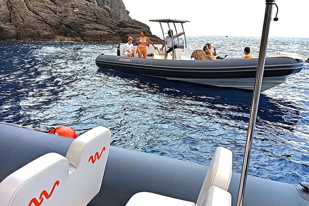 Tour in barca del Promontorio di Portofino e San Fruttuoso — 7