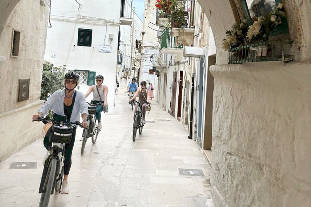E-Bike, Panino Pugliese e Vino — 3