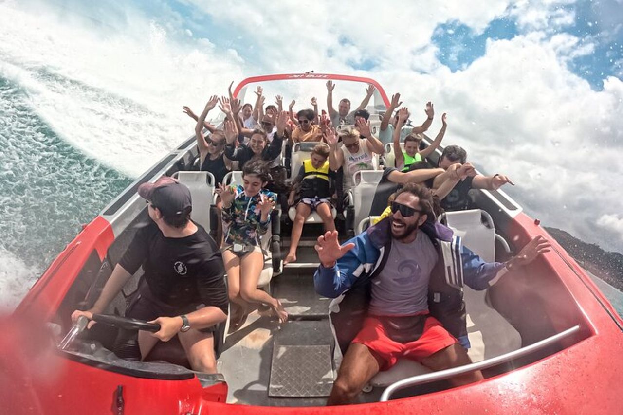 Giro di emozione di Airlie Beach Jet Boat — 8