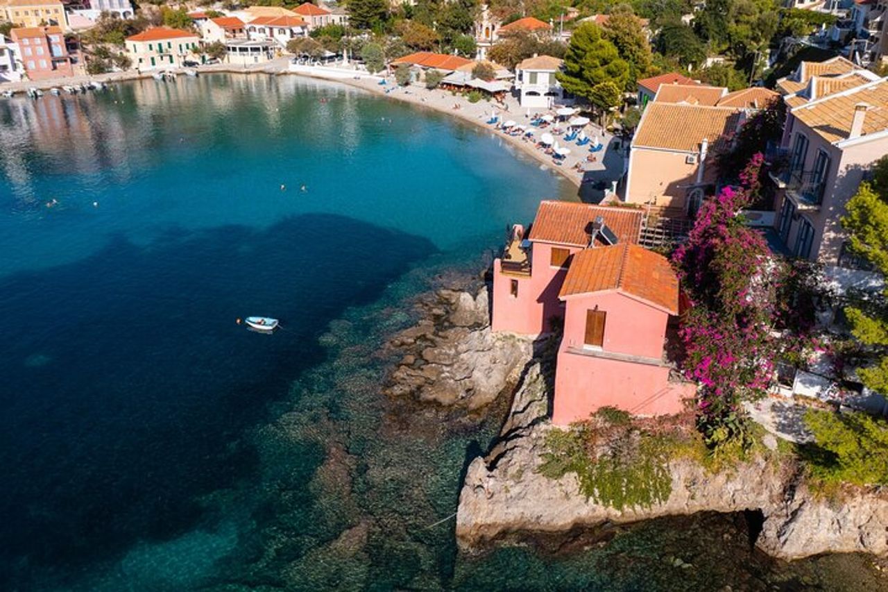 Tour dell'isola di Fiscardo e Assos con nuoto alla spiaggia di Myrtos — 8