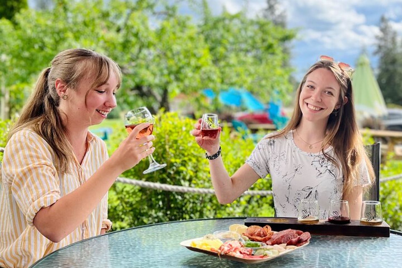 Okanagan Bee Tour e pranzo in cantina a Kelowna — 9