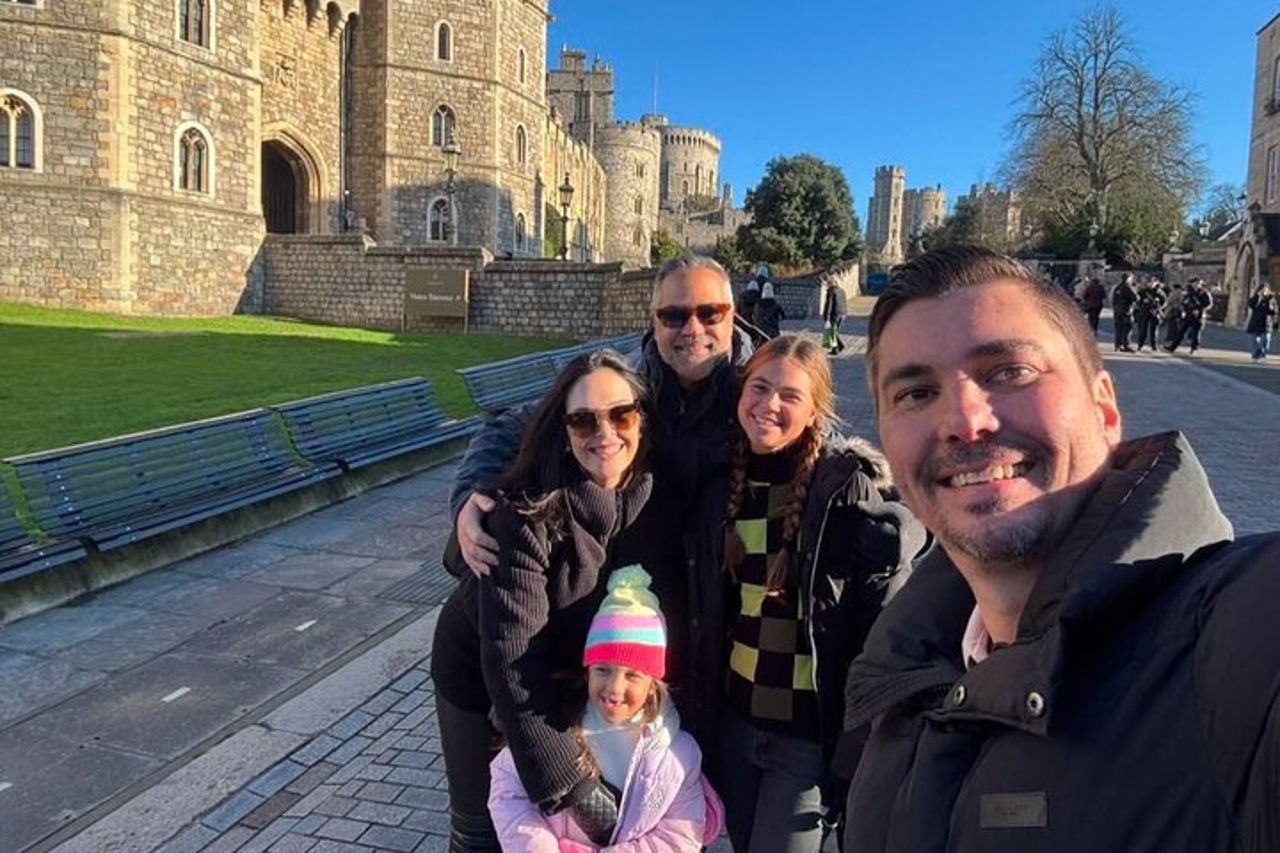 Castello di Windsor e Eton College auto privata con guida autista — 3