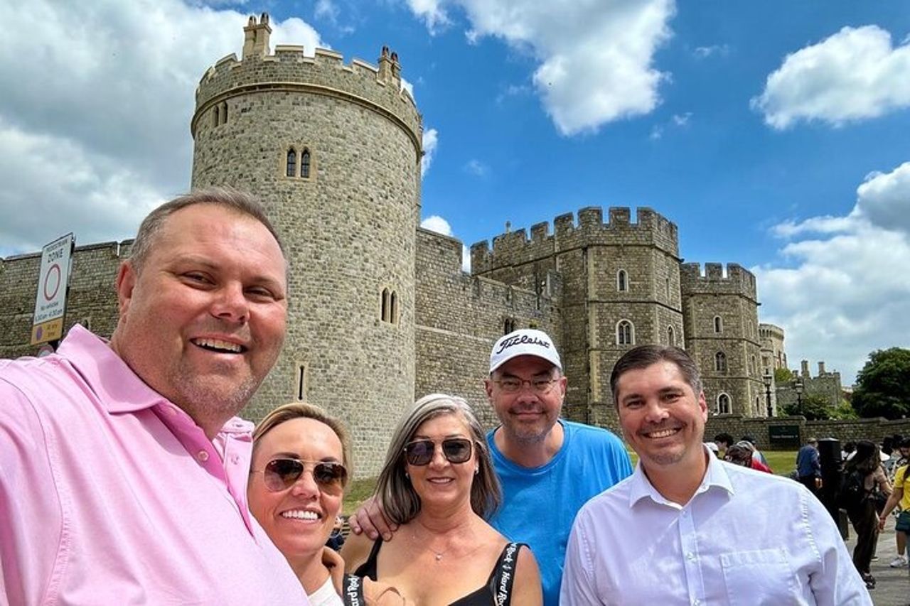 Castello di Windsor e Eton College auto privata con guida autista — 4