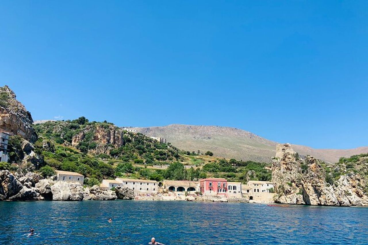 Tour in barca Odrafin alla Riserva Zingaro e Scopello max 14 pax — 6
