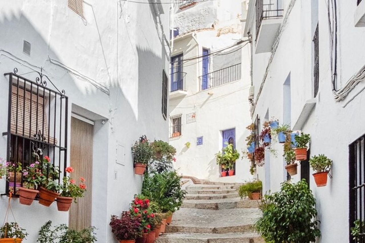 Escursione privata di un'intera giornata a Nerja e Frigiliana da Malaga — 3