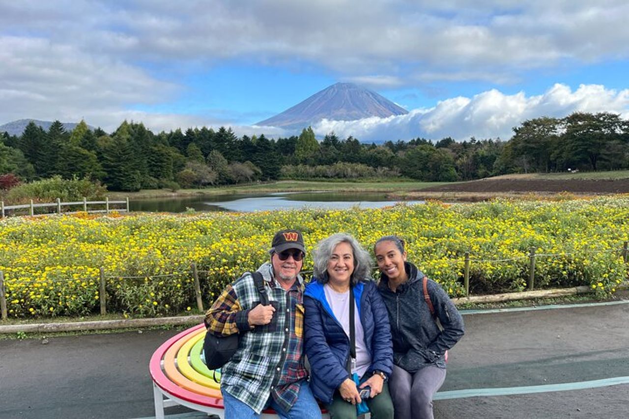 Tour privato in auto di un'intera giornata con ritiro dall'hotel - Guida locale — 7
