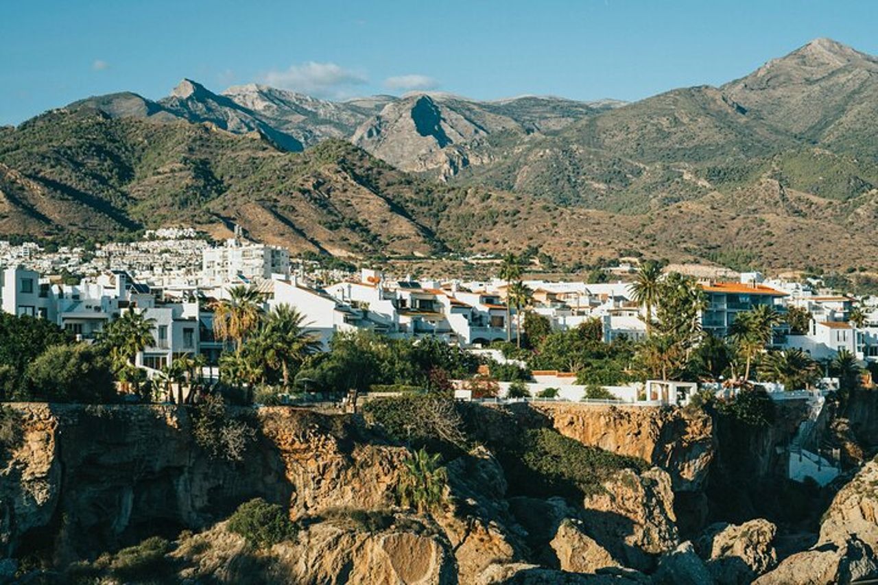 Escursione privata di un'intera giornata a Nerja e Frigiliana da Malaga — 8