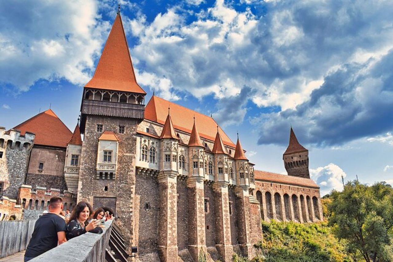 Castello di Corvin e città fortificata di Sibiu da Cluj