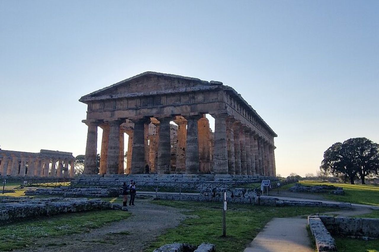 Parco Archeologico e Museo di Paestum Passeggiata