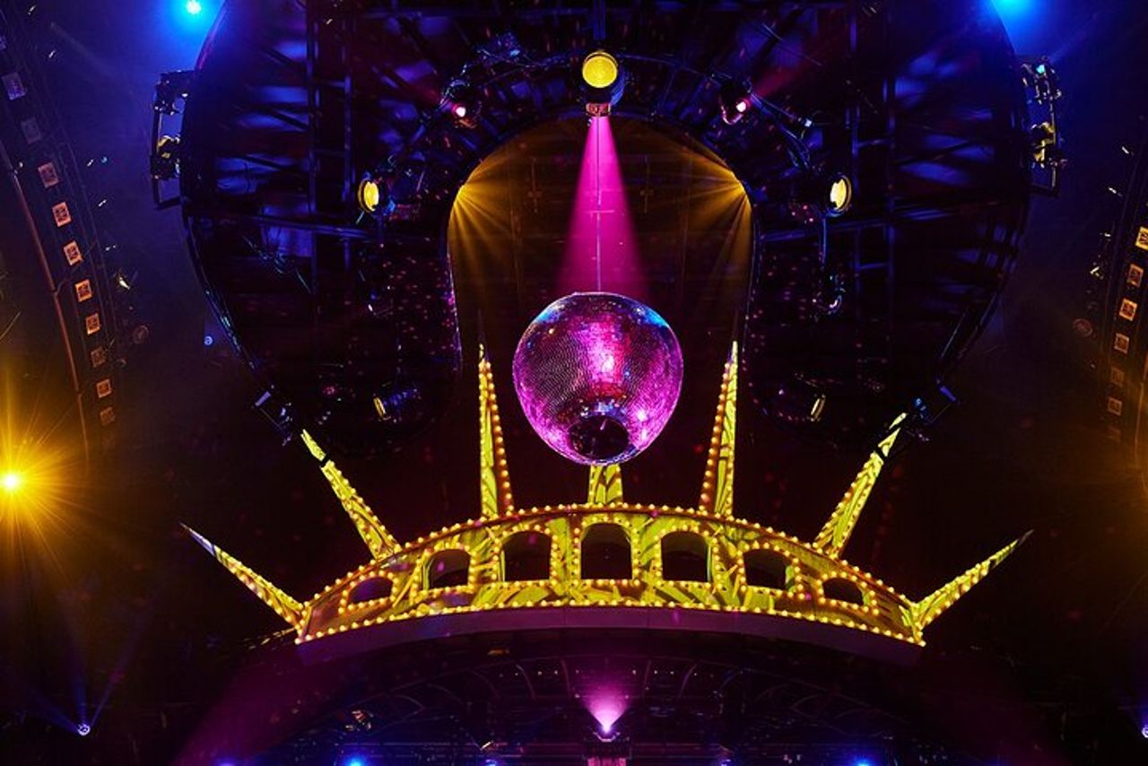 Mad Apple del Cirque du Soleil al New York New York Hotel and Casino — 7