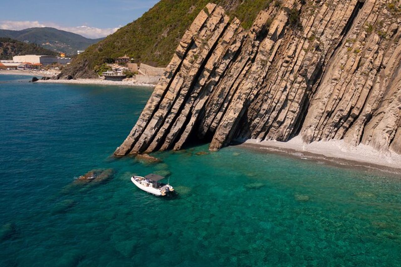 Portofino e San Fruttuoso Tour privato in barca da Sestri Levante