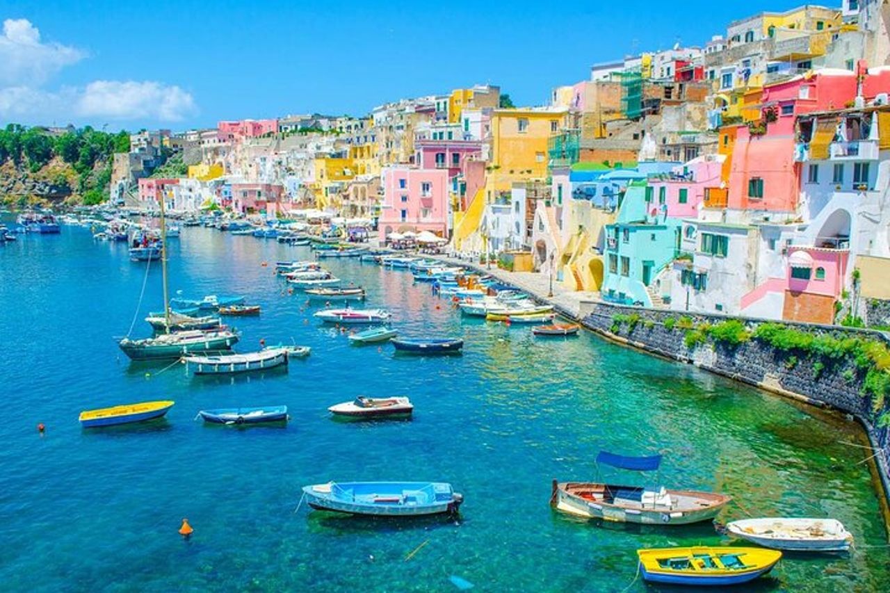 Tour in barca di Procida con trasferimento opzionale in hotel