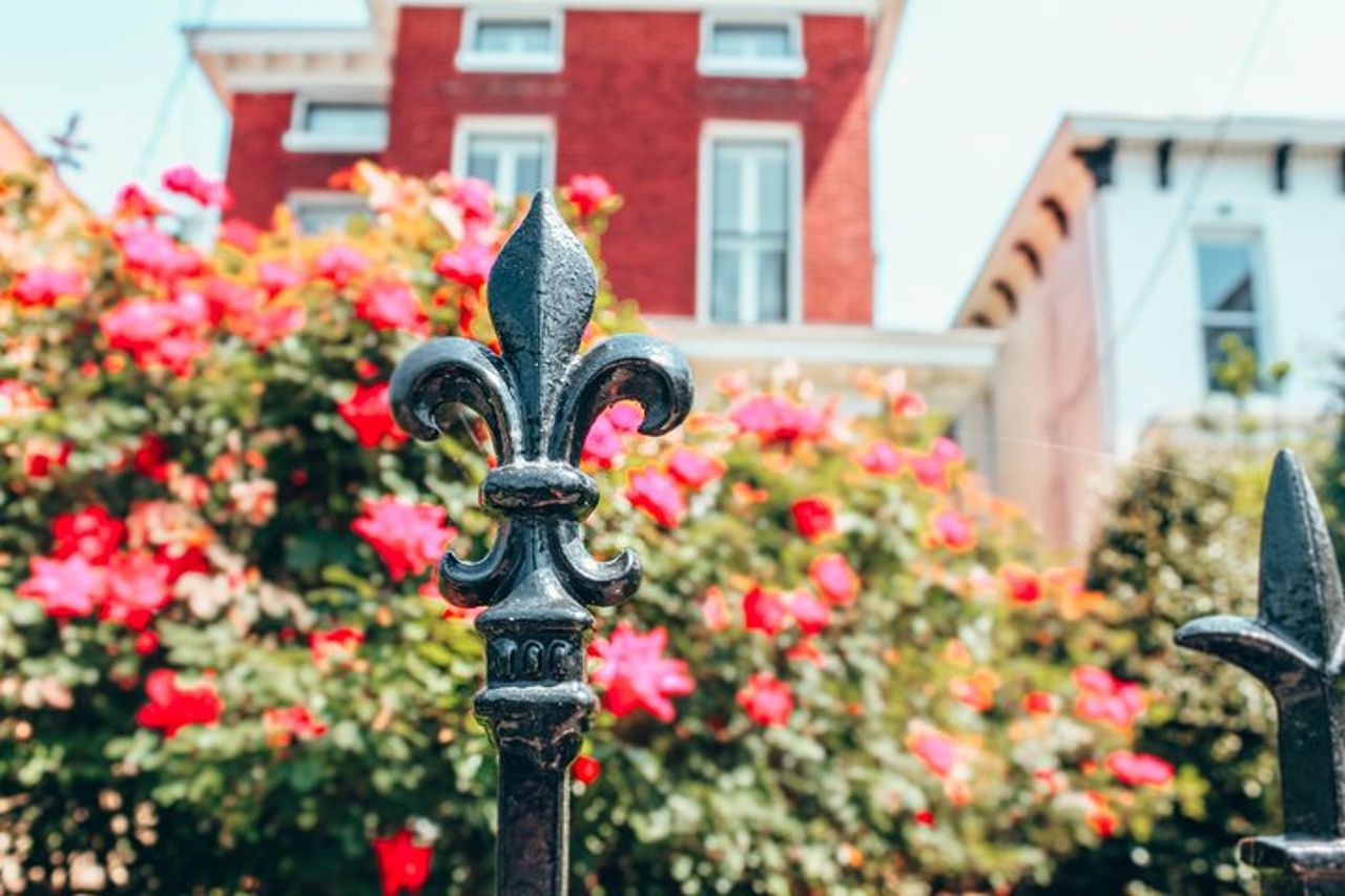 Tour storico a piedi di Louisville vittoriana con cibo e Bourbon